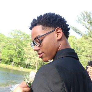 Meet your Posher, Josiah